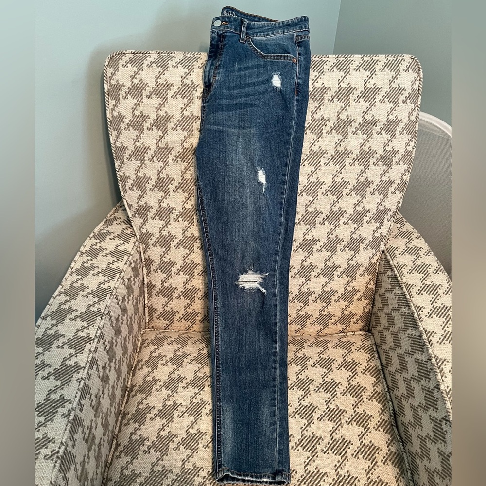 Wild Fable ripped jeans